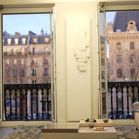 Two Bedroom Luxury Apartment - Balcony With View Of Notre Dame Parigi Esterno foto