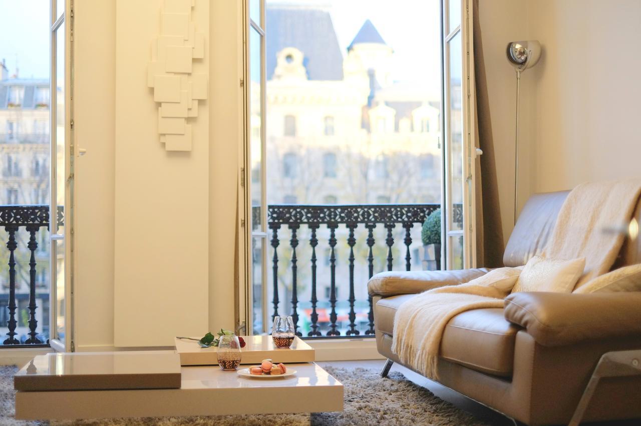 Two Bedroom Luxury Apartment - Balcony With View Of Notre Dame Parigi Esterno foto
