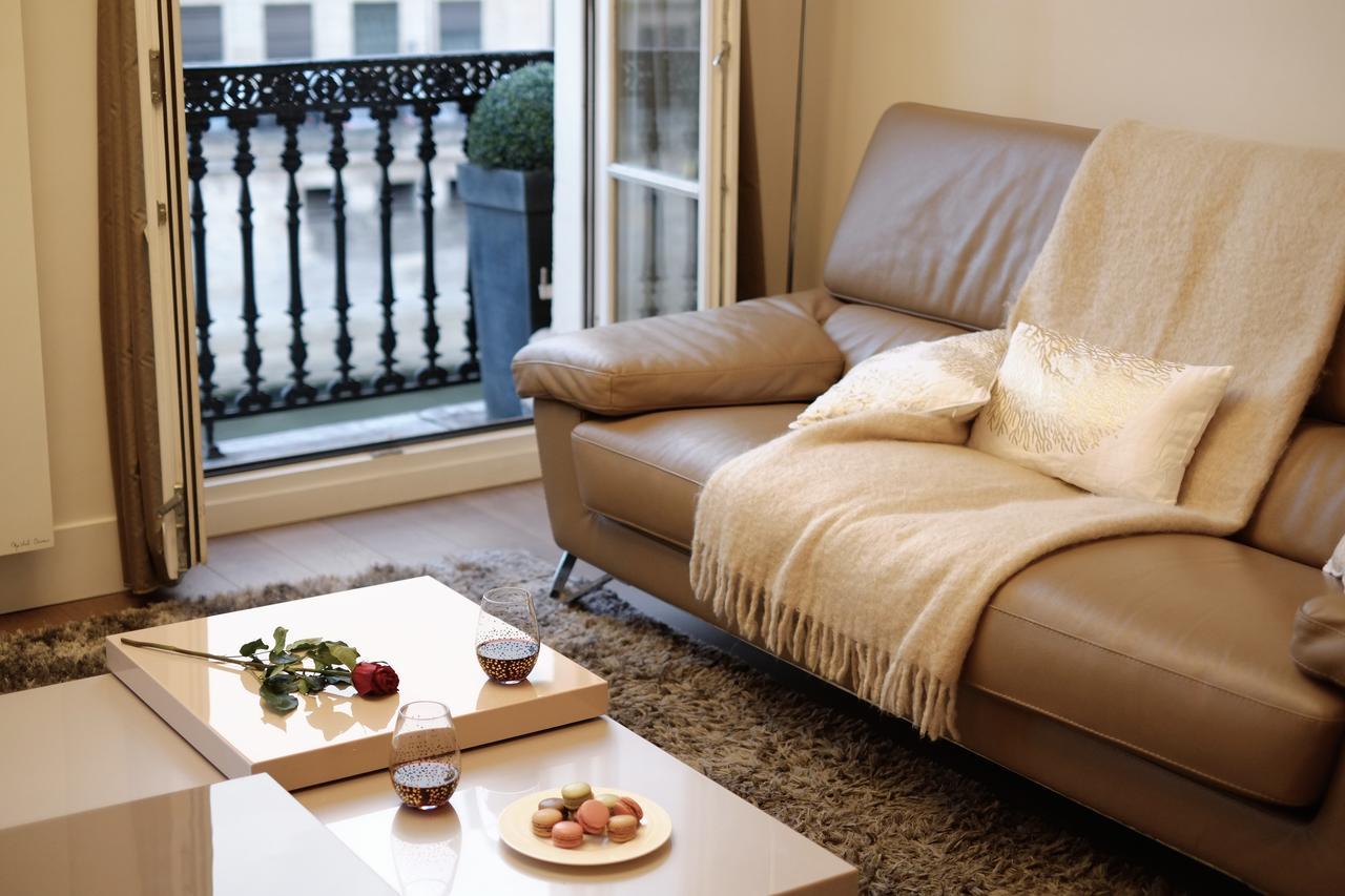 Two Bedroom Luxury Apartment - Balcony With View Of Notre Dame Parigi Esterno foto