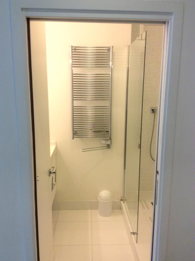 Two Bedroom Luxury Apartment - Balcony With View Of Notre Dame Parigi Esterno foto